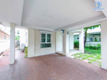 *****บ้านเดี่ยวมือสองย่านนนทบุรี ม.ชวนชื่น แคราย เนื้อที่กว้าง 55.90 ตร.ว. ฟังก์ชัน 3 ห้องนอน 2 ห้องน้ำ ที่จอดรถ 1 คัน บ้านสวยพร้อมอยู่ใจกลางเมืองนนทบุรี บนทำเลแห่งการเดินทาง ใกล้รถไฟฟ้าสายสีม่วง "สถานีแยกนนทบุรี1" และทางด่วน "งามวงศ์วาน"